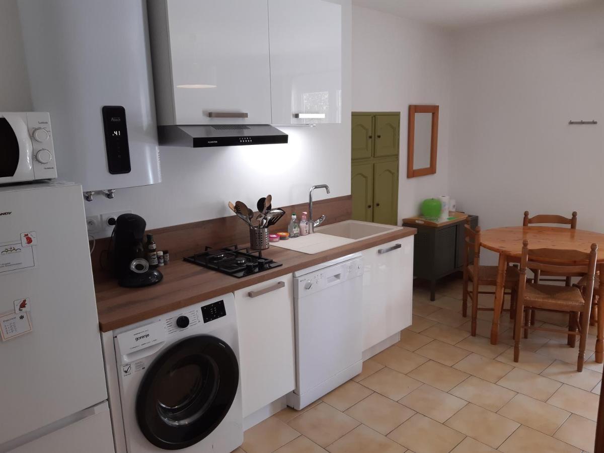 Apartamento Les 3 Hirondelles Pont-Saint-Esprit Exterior foto